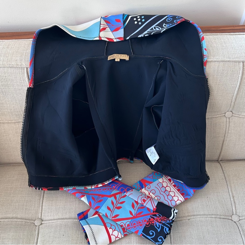 Emilio Pucci Neoprene Hooded Top - Picture 11 of 15